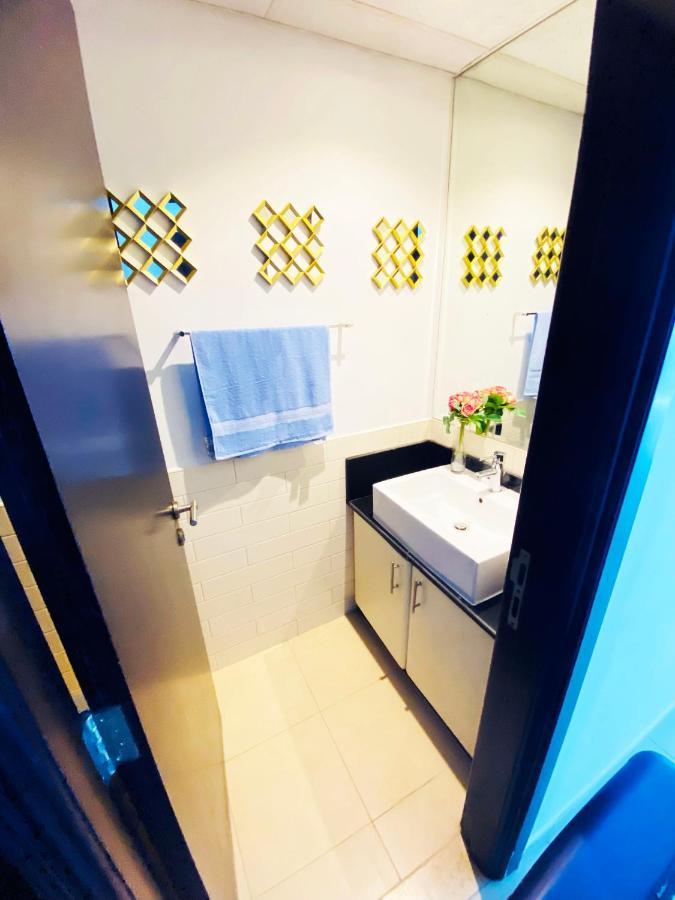 Entire Apartment - Marina - Spacious And Perfect Location Dubai Dış mekan fotoğraf